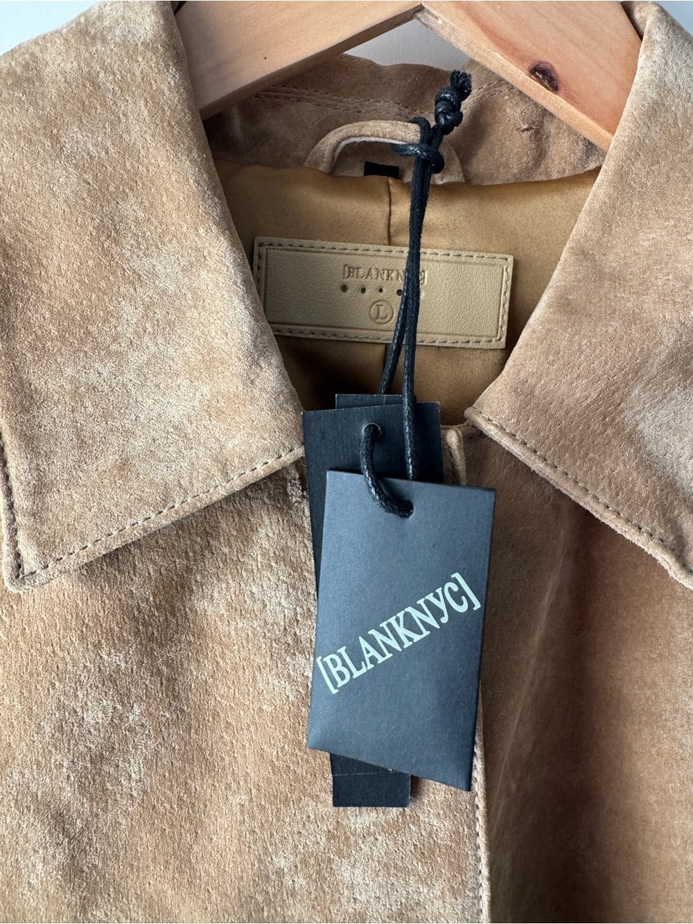 NWT Real Suede Leather BlankNYC Cropped Jacket in Light Brown - Women's Coat - Picture 2 of 3
